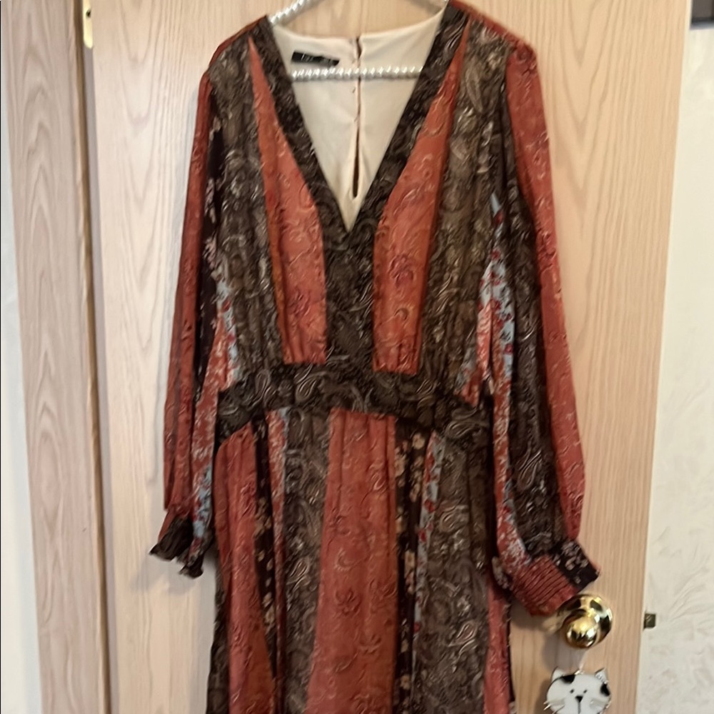 Dex Long Sleeve Dress in Orange and Brown